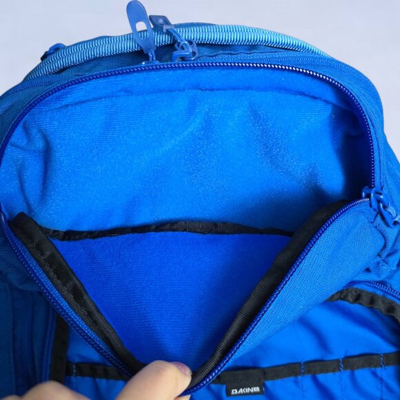 Dakine Heli Pro 20L Backpack in Cobalt Blue - Picture 8 of 9